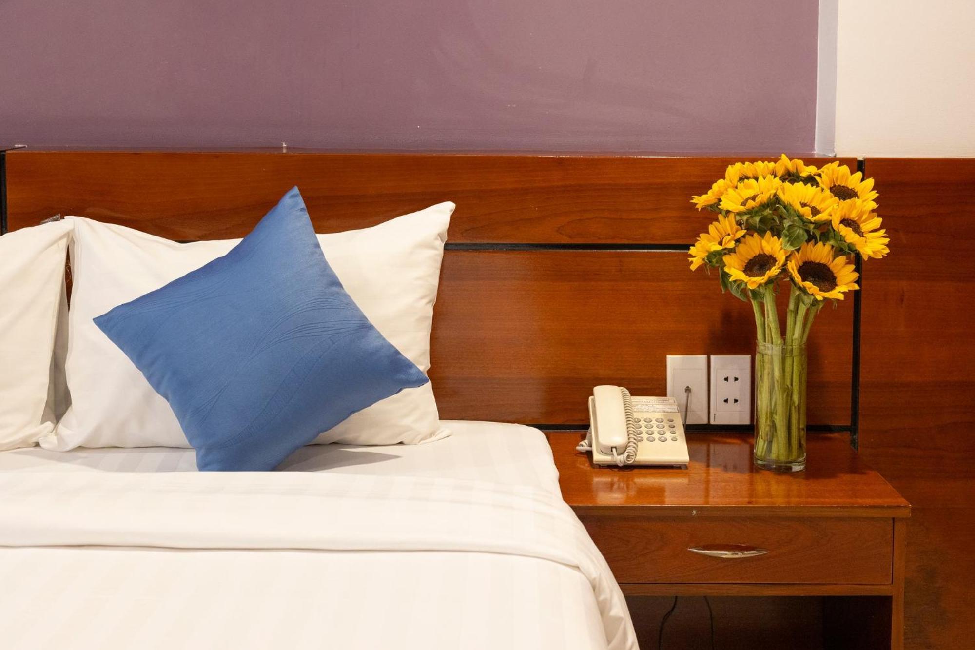 White Lotus Hotel Saigon Ho Şi Min Dış mekan fotoğraf